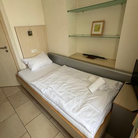 Hotel Pfaelzer Hof 엔켄바흐알젠보른 외부 사진